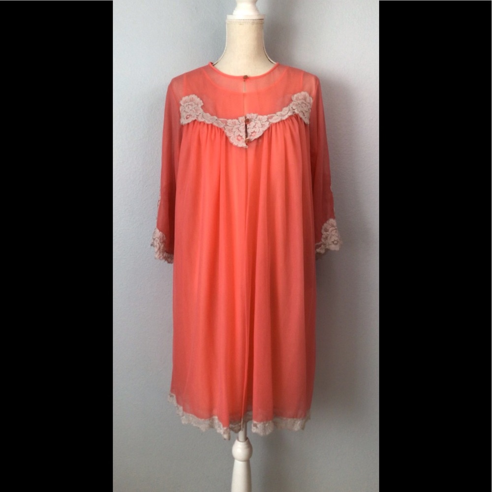Vintage Gilead Lingerie Nylon Nightgown Robe 2Pc